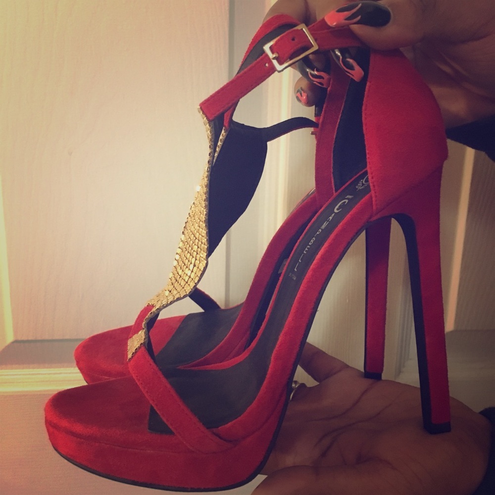 NWOB Jeffrey Campbell Red and Gold Heels Sz 8
